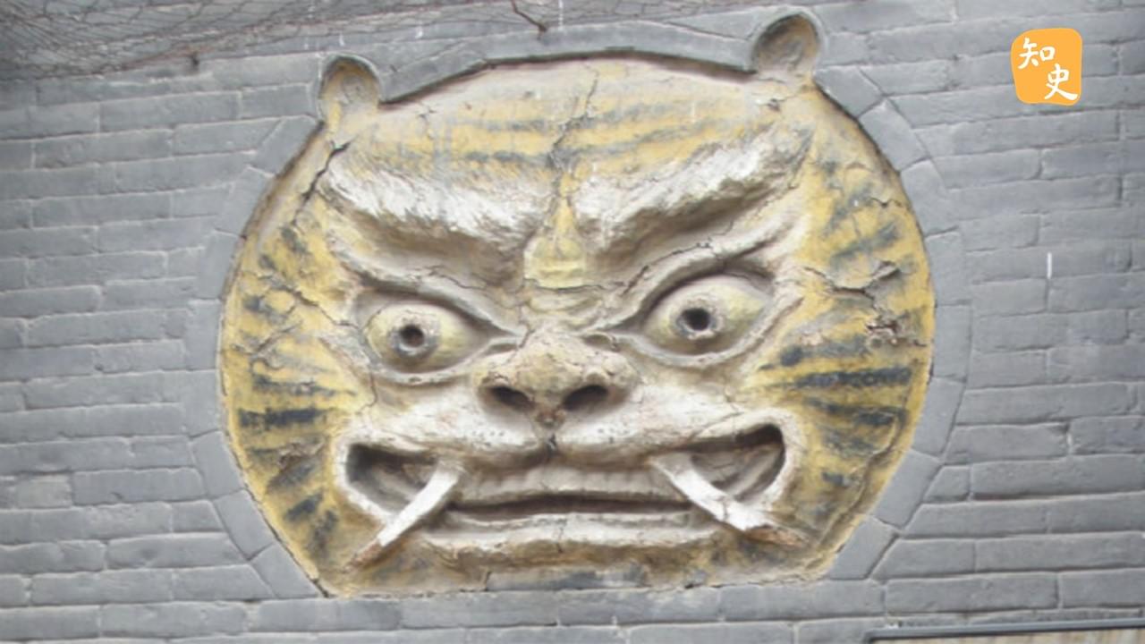 古代監獄大門上裝飾著的威風凜凜的怪獸叫什麼？