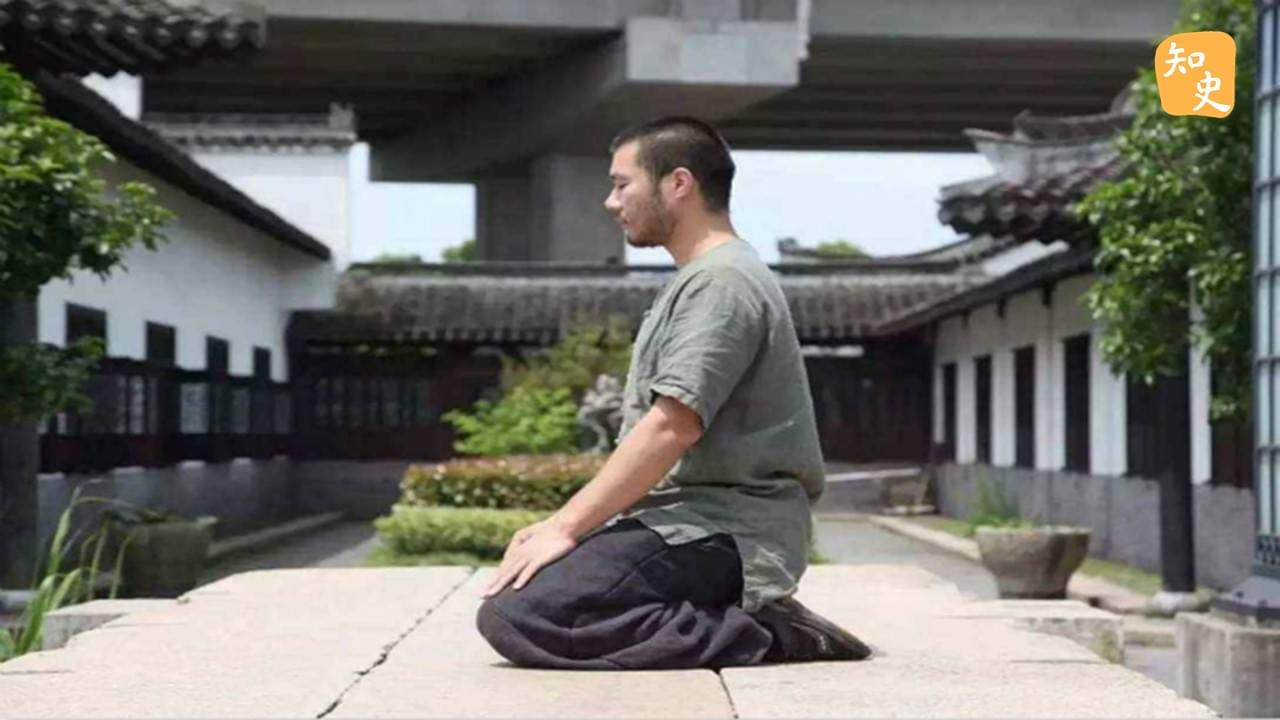 跪坐是一種什麼樣的坐姿？